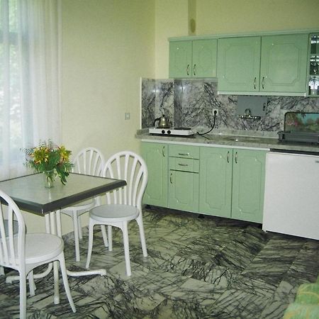 Oezay Apart Otel มูกลา ภายนอก รูปภาพ