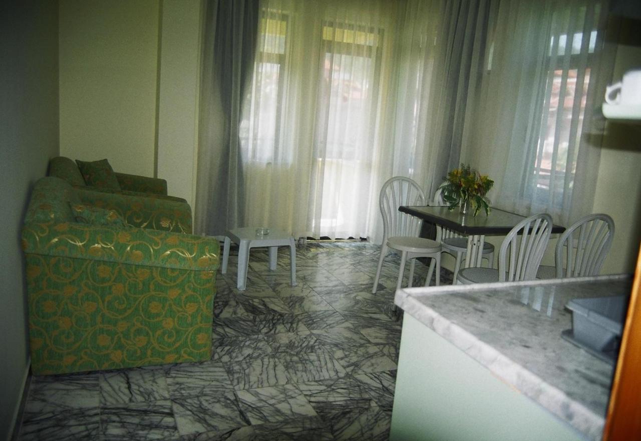 Oezay Apart Otel มูกลา ภายนอก รูปภาพ